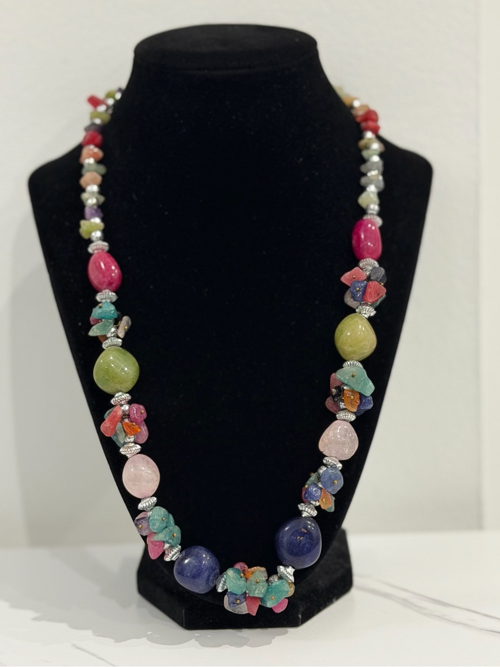 Vintage Multicolor Stone Beaded Necklace